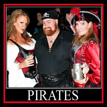 Men's Pirate Costumes